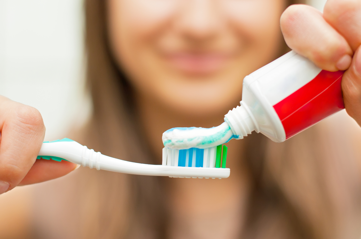 All About Sensitive Teeth And Whitening Toothpaste